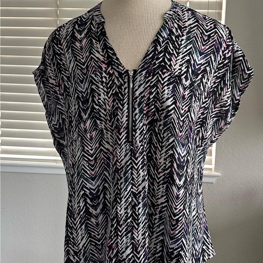 Torrid Black and White Graphic Blouse with Mandarin Collar